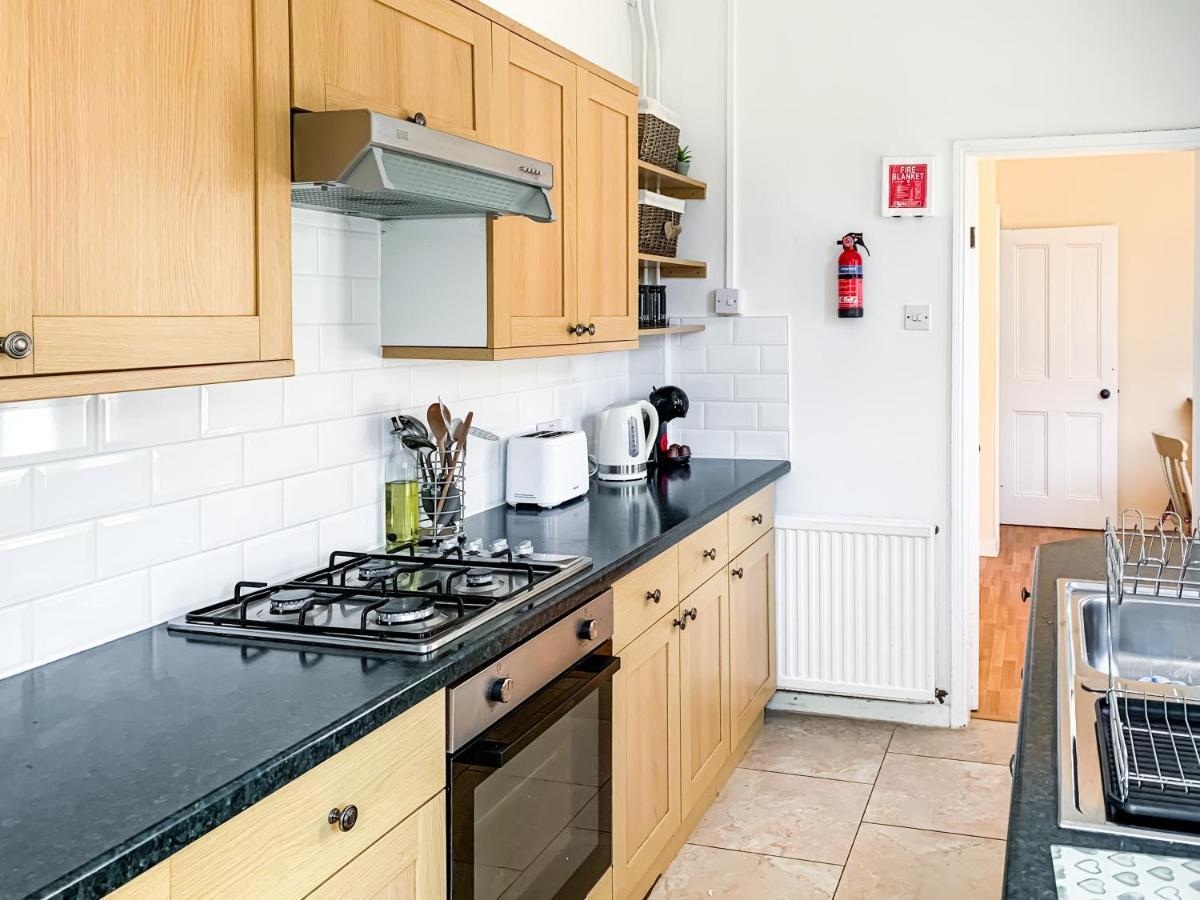Waverley Lodge - Quaint Victorian Home With Free Parking York Exterior photo